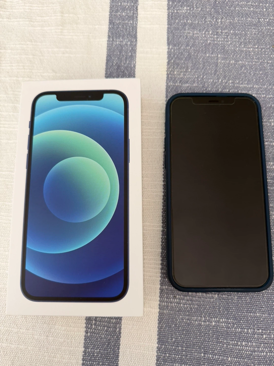 iPhone 12 Blue with Case - photo 2