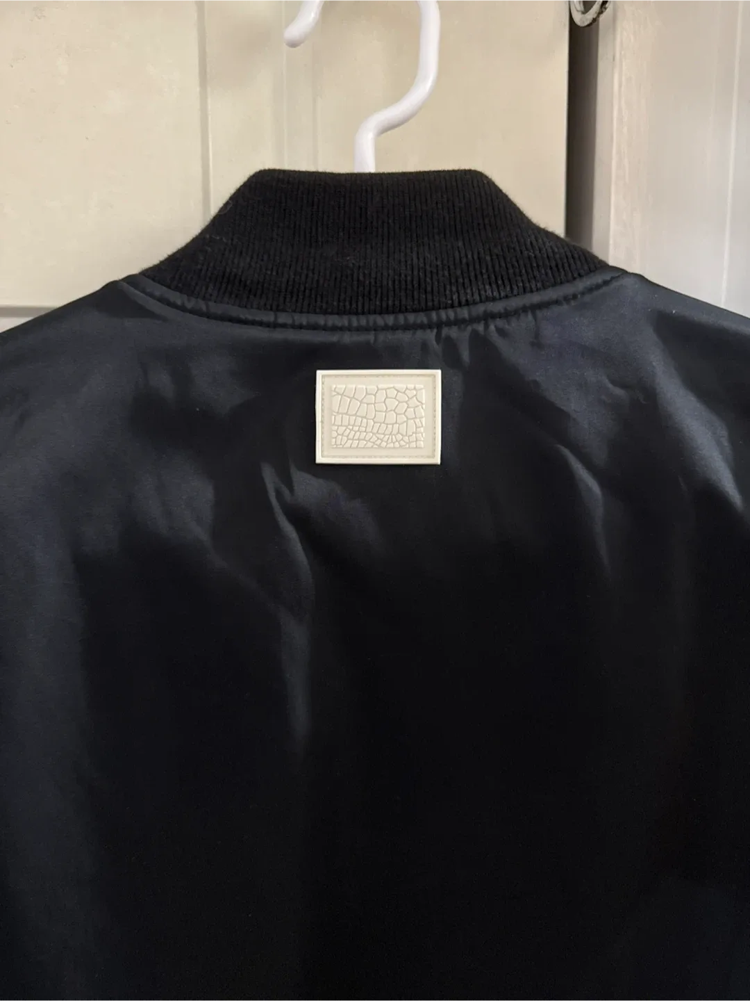 Lacrosse jacket image indicator(4)