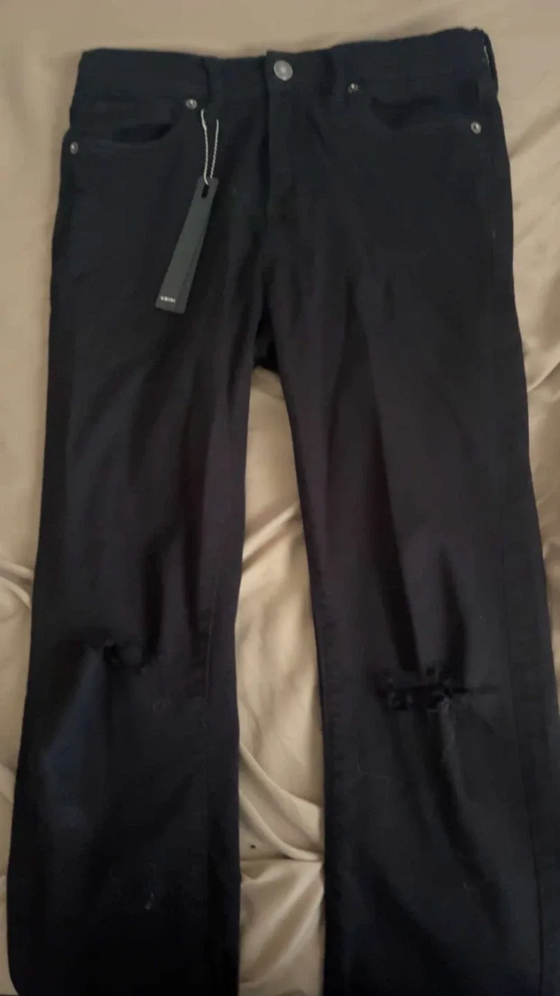 AMIRI Black Distressed Jeans image indicator(2)