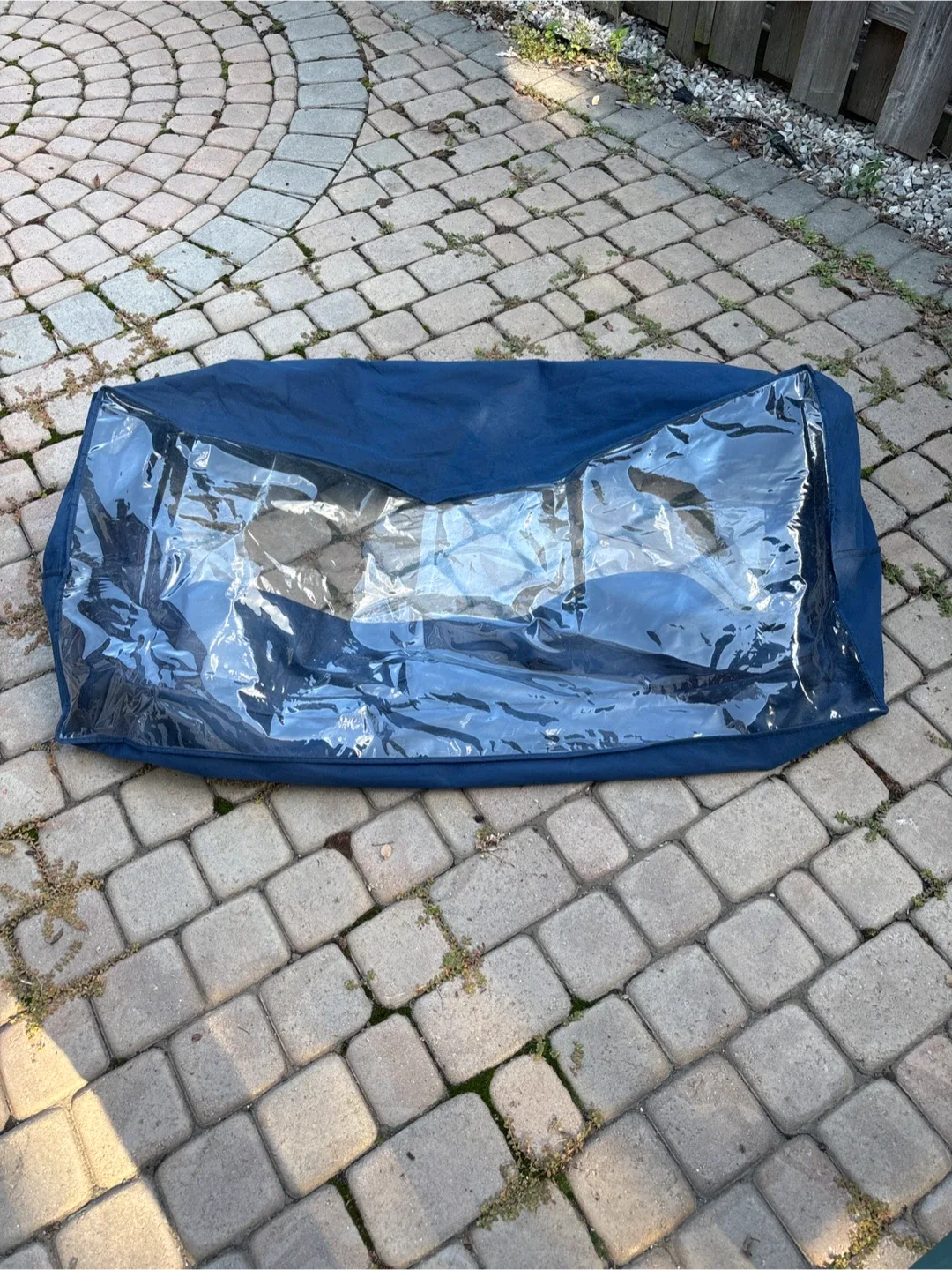 Sojag Patio Set with Umbrella & Cover image indicator(3)