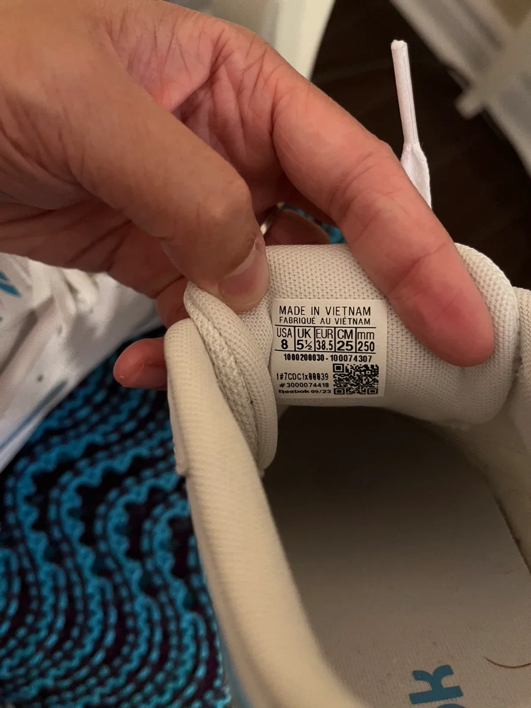 Reebok Vegan Sneakers - Women's Size 8 image indicator(5)