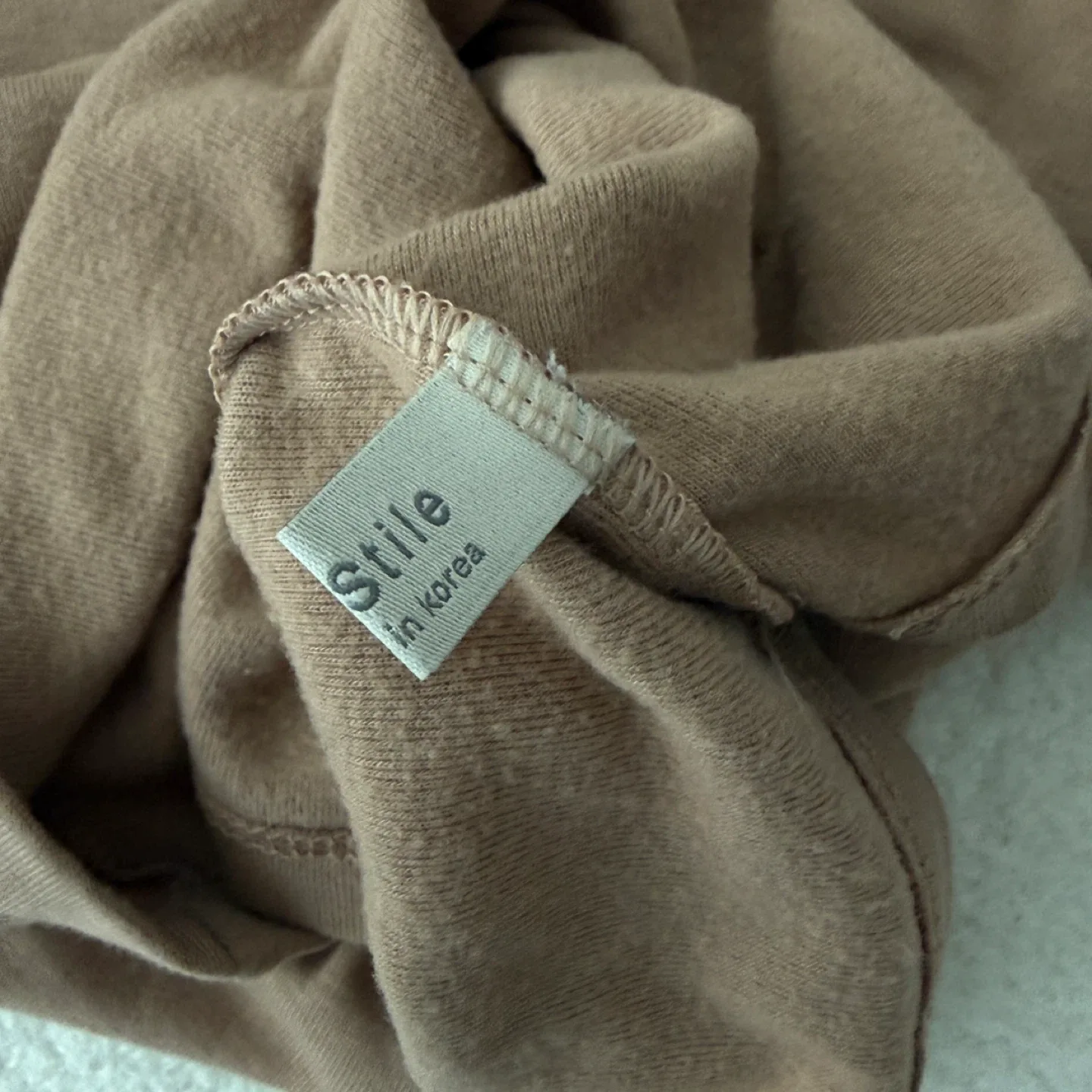 Beige women fleece Turtleneck - Made in Korea image indicator(2)