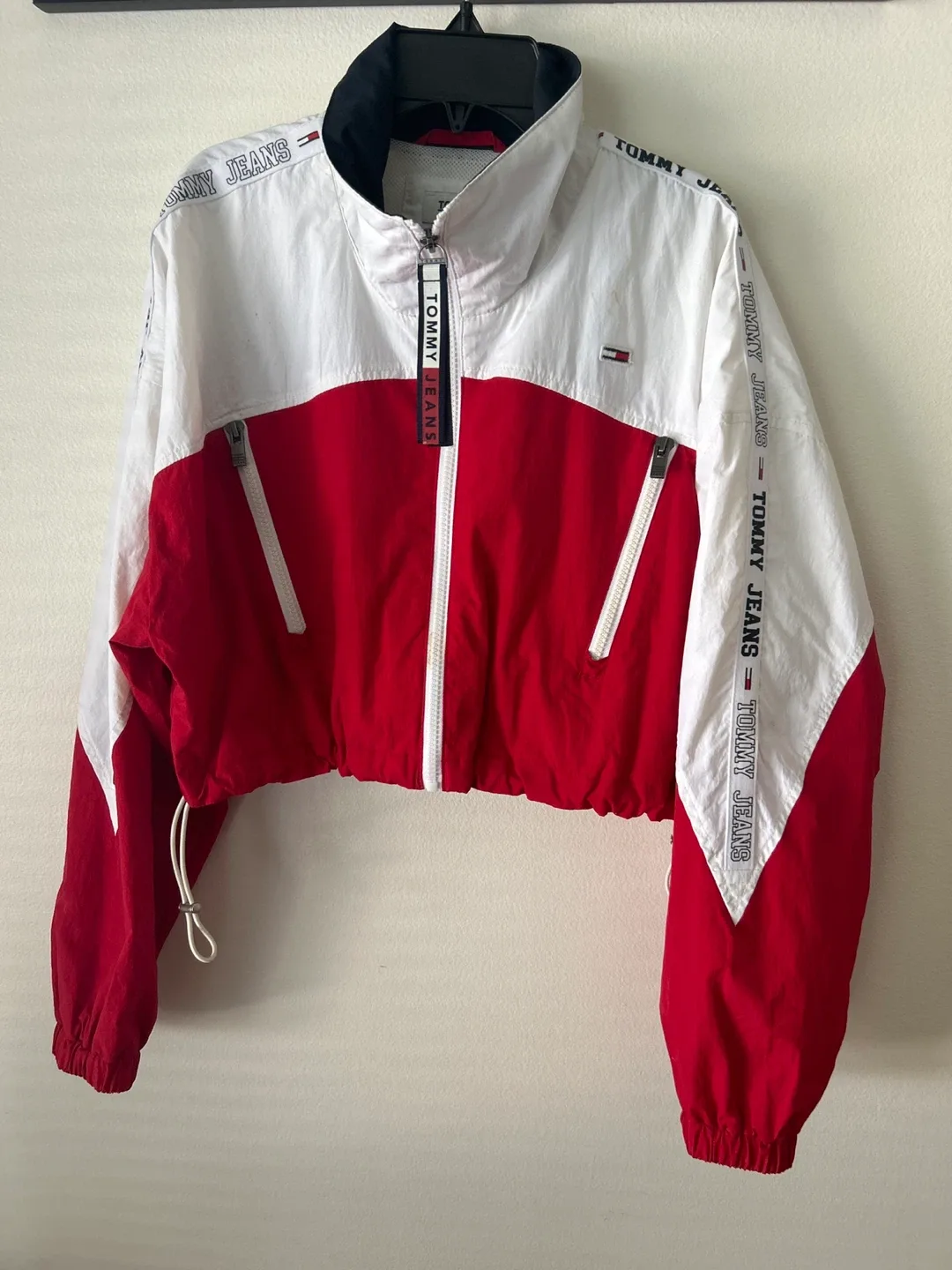 Tommy Jeans Cropped Windbreaker Jacket