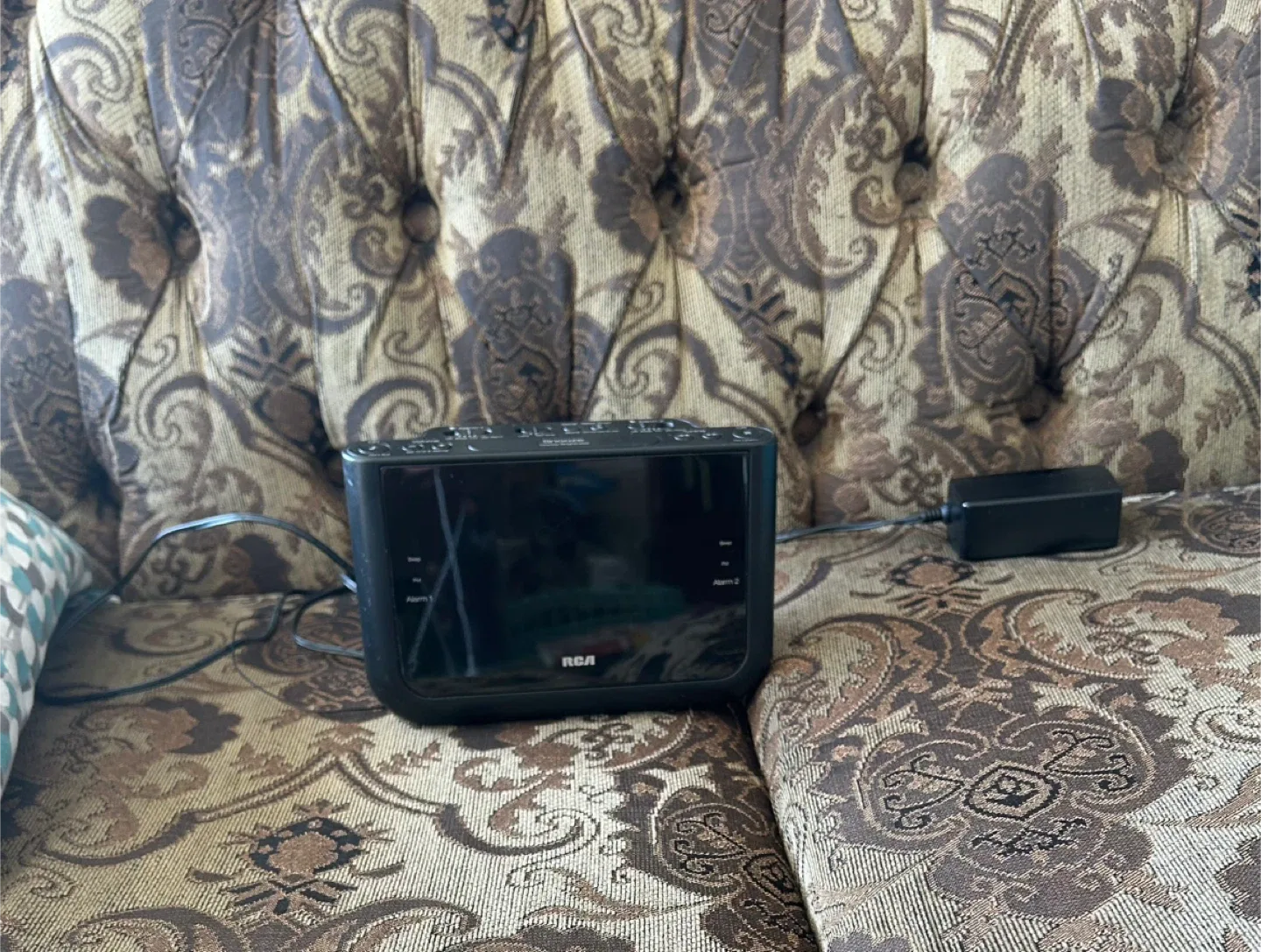 RCA Digital Alarm Clock thumbnail