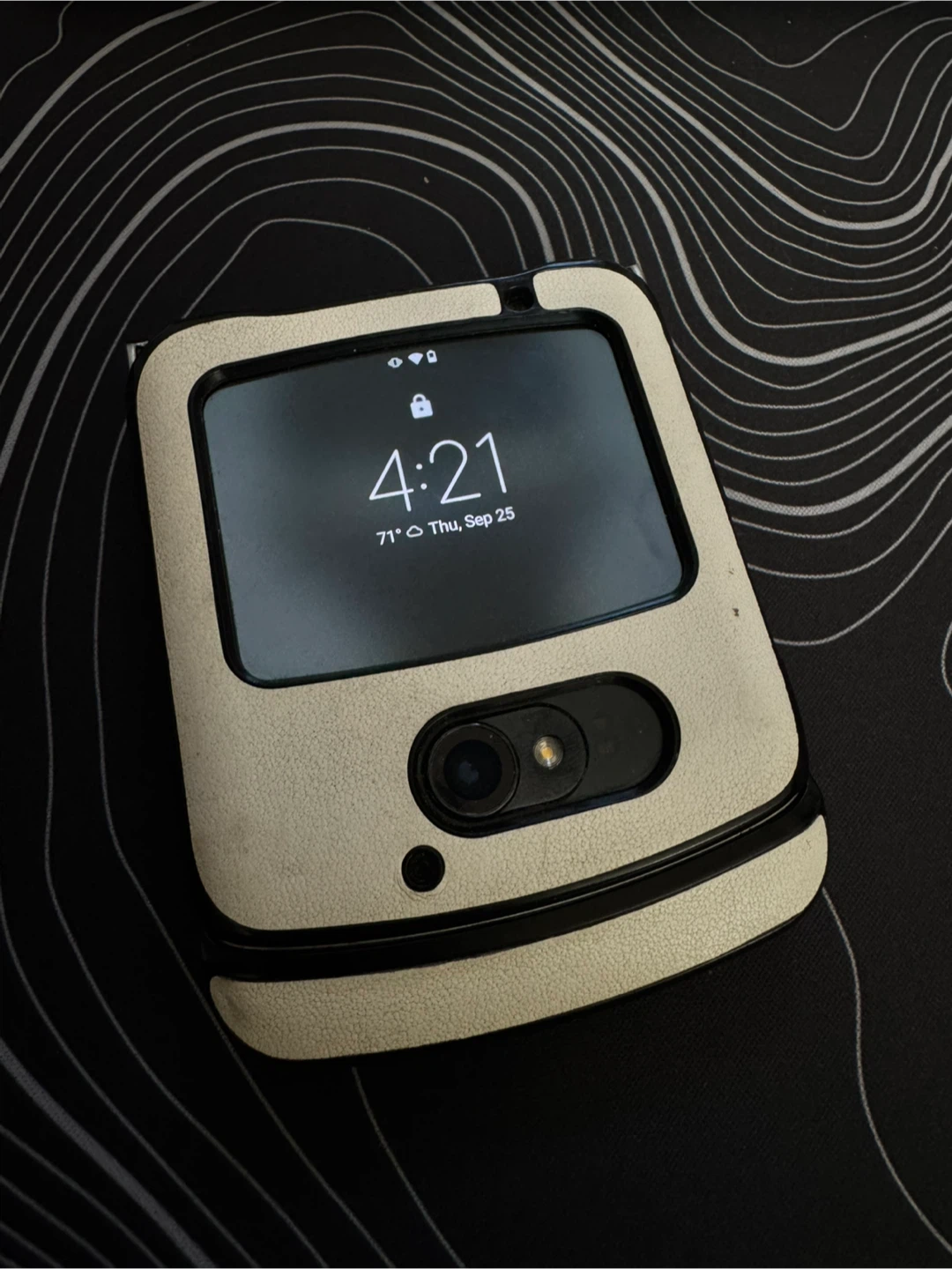 Motorola Razr 5G - photo 5