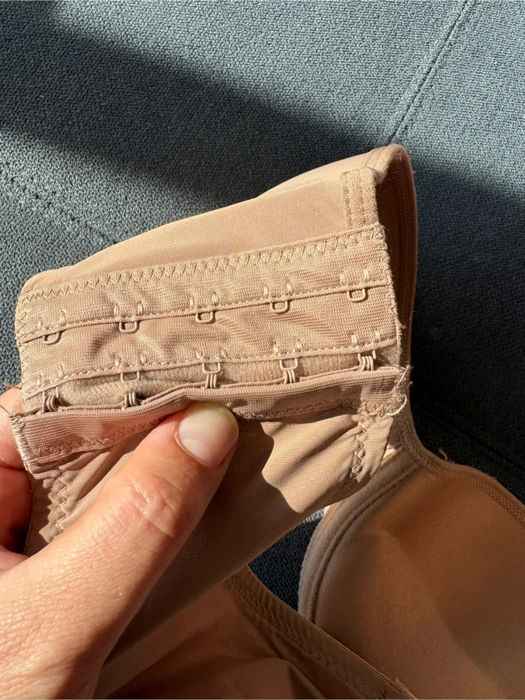 BN Beige Strapless Bra 34C image indicator(2)