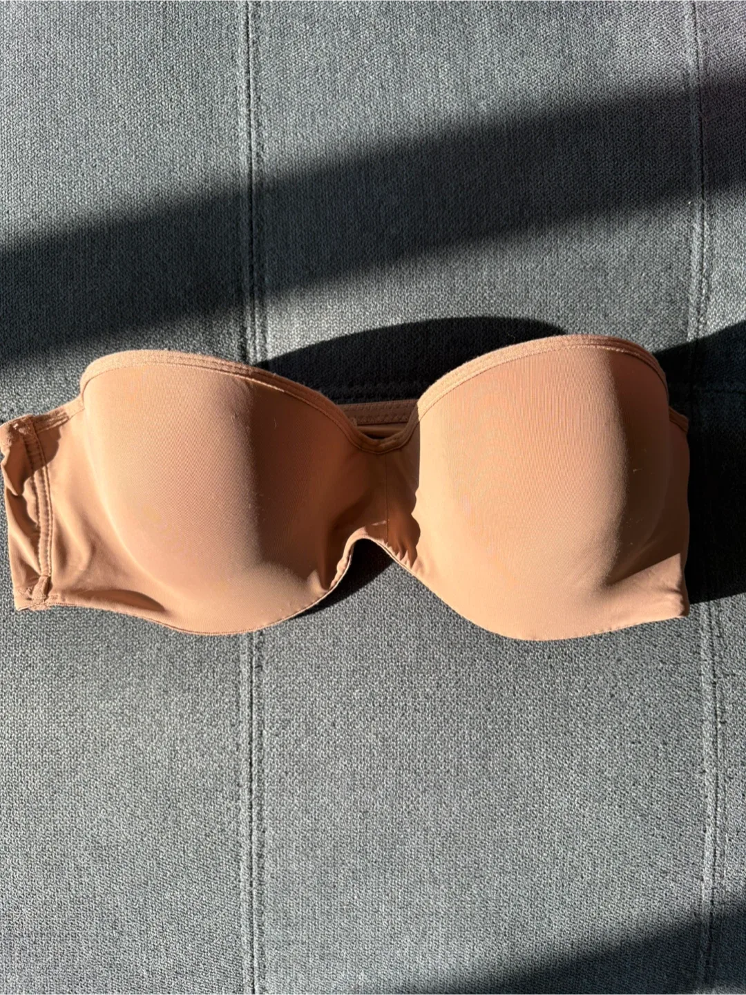 Beige Strapless Bra 34C thumbnail