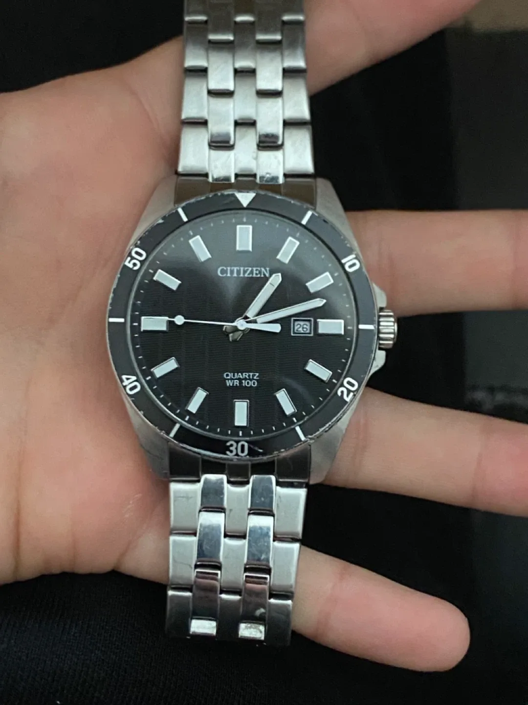 Citizen Quartz WR 100 Watch image indicator(2)