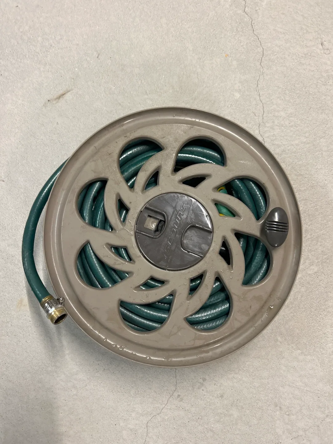 Suncast Garden Hose Reel image indicator(3)