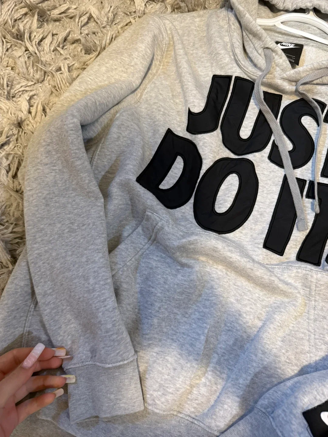 Nike Just Do It Hoodie - Size Small image indicator(3)