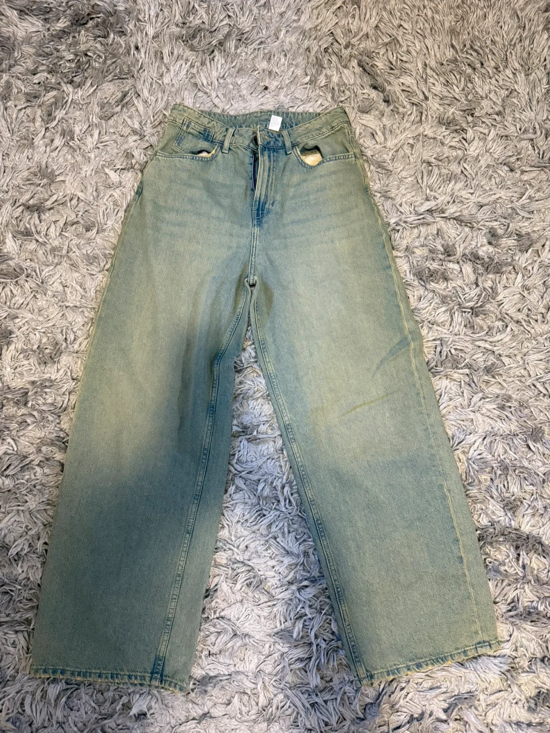 Divided Light Wash Wide Leg Jeans - Size 32 thumbnail