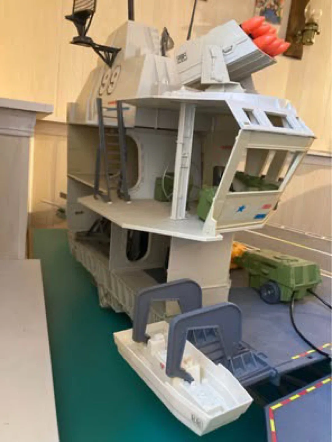 Vintage GI Joe 1985 USS Flag playset image indicator(4)