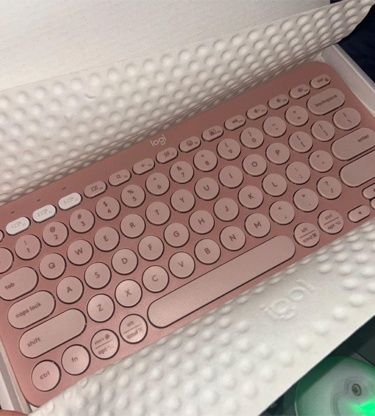 Logitech Pebble Keys 2 K380s — Multi-Device Bluetooth Keyboard image indicator(2)