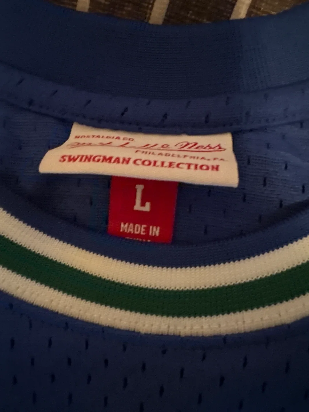 Mitchell & Ness Kevin Garnett Wolves Jersey - Size L image indicator(4)