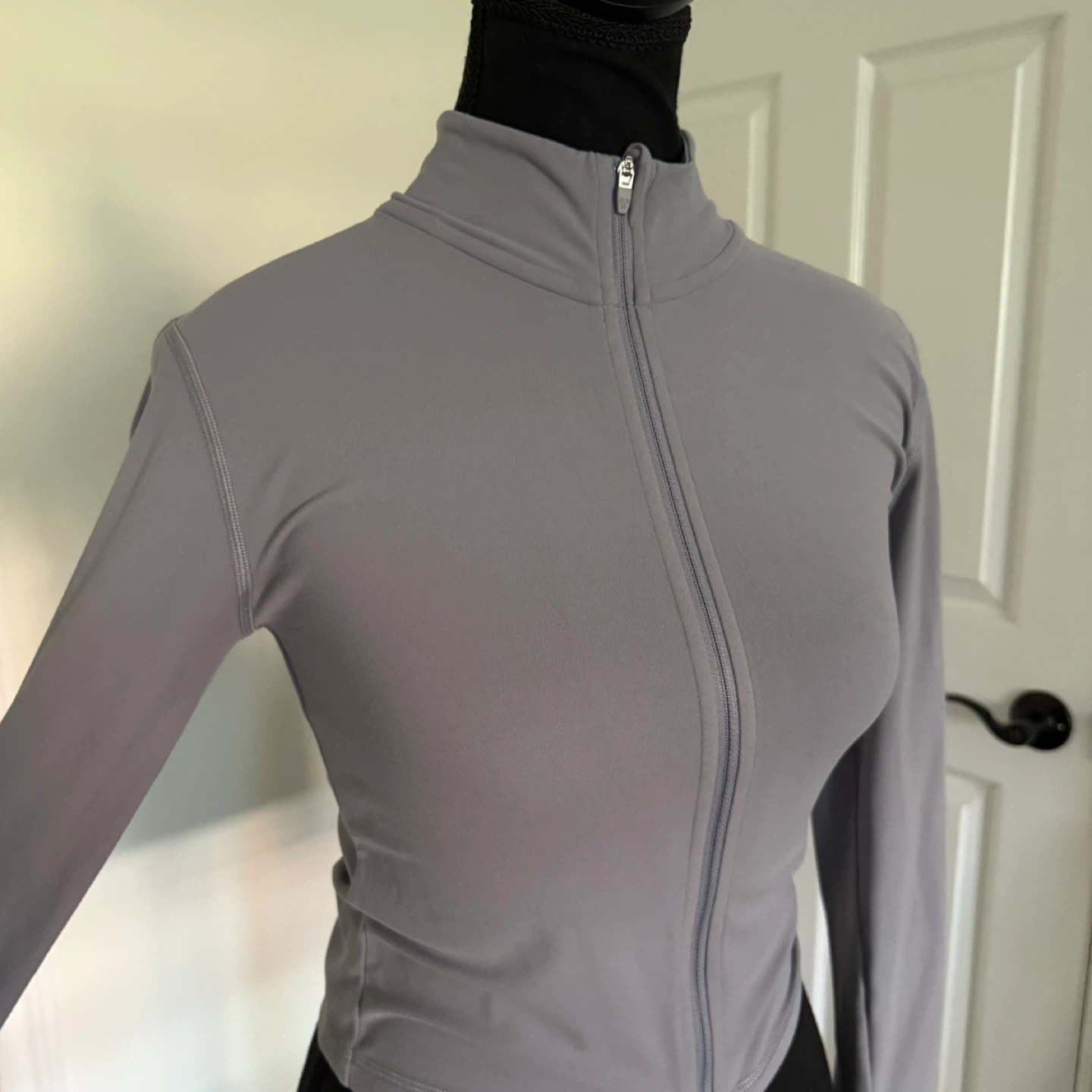 ARITZIA TNA zip-up