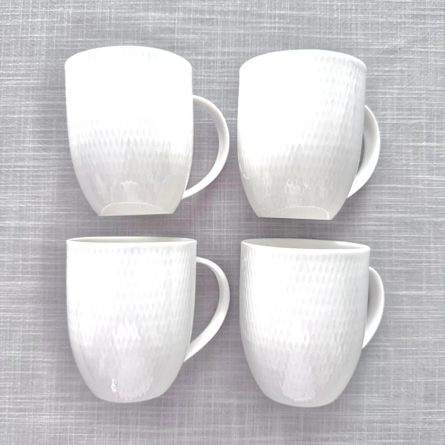 Set 4 Maxwell Williams white porcelain mugs thumbnail