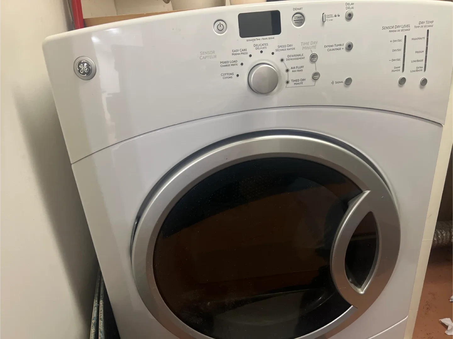 GE White Dryer front load image indicator(3)