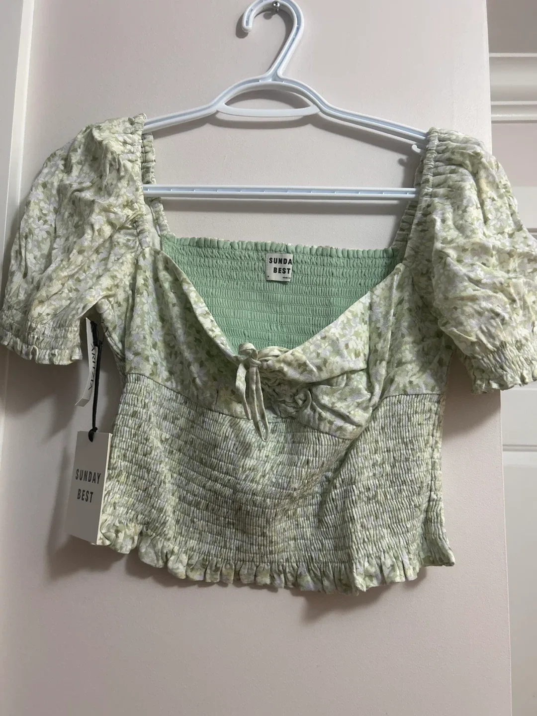 Sunday Best Sinatra Floral Smocked Top - M thumbnail