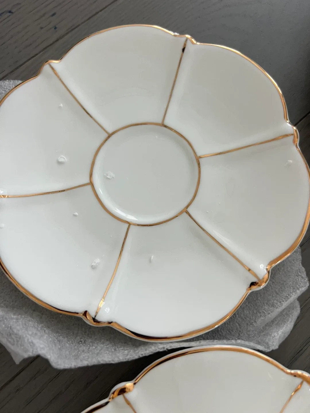 Kendal Tea Cup Set - White & Gold image indicator(4)