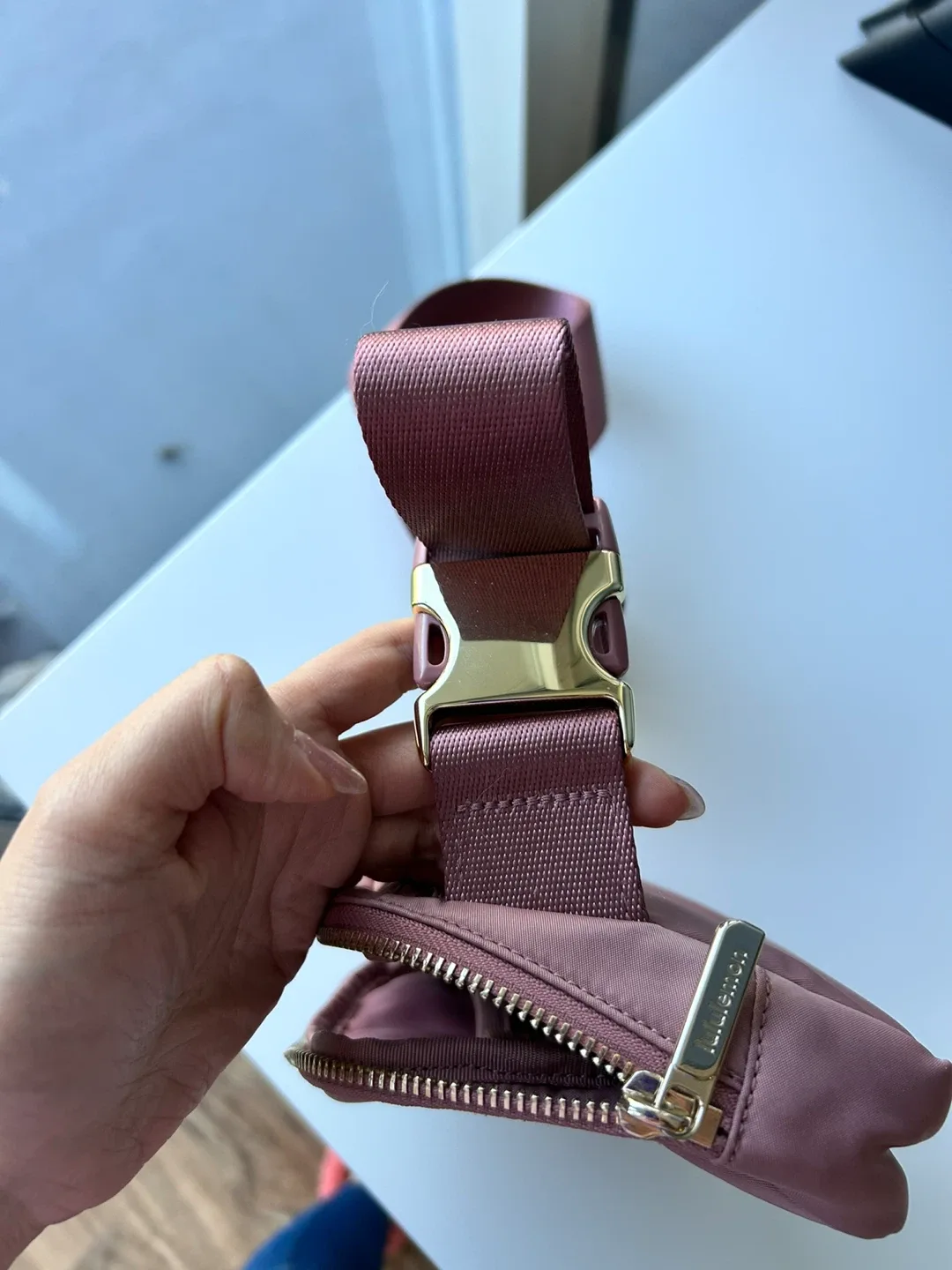 Lululemon Belt Bag - Pink image indicator(4)