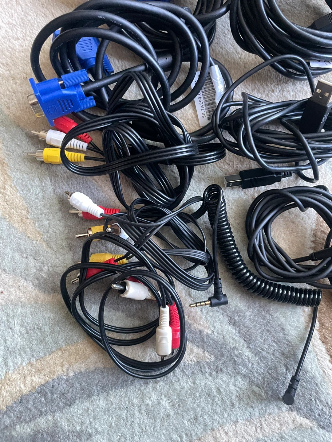 Mixed Cables & Charger Lot – RCA, VGA, DVI, Sony, Fitbit - photo 4