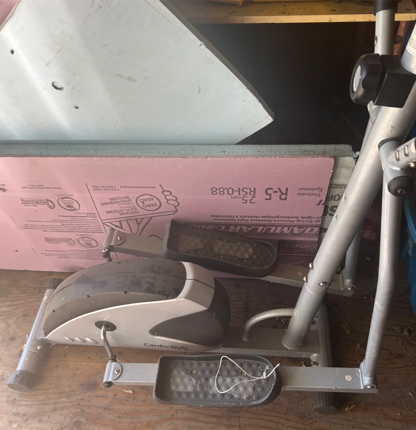CardioStyle ET150 Elliptical Trainer
