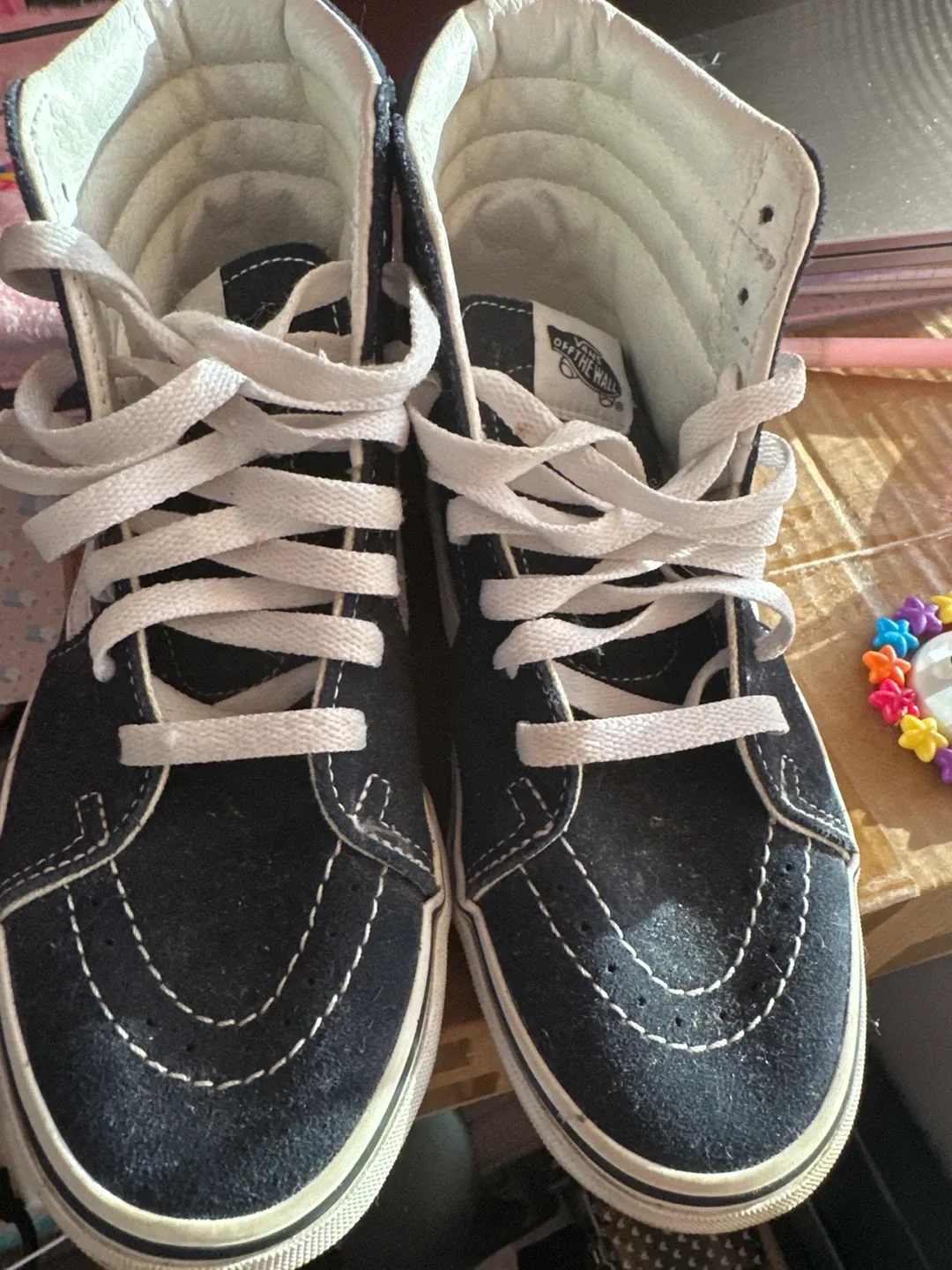 Vans Sk8-Hi Black/White - Men's Size 5 image indicator(3)