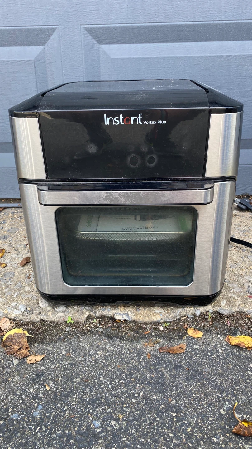 Instant Vortex Plus 10 Quart Air Fryer Oven