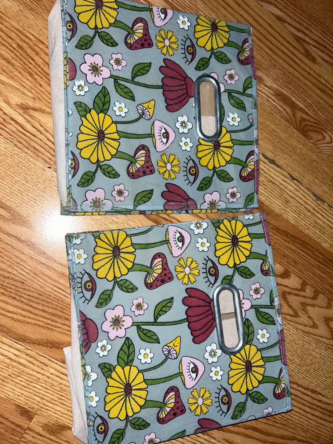 Set of 2 Floral Pattern Storage Bins image indicator(3)