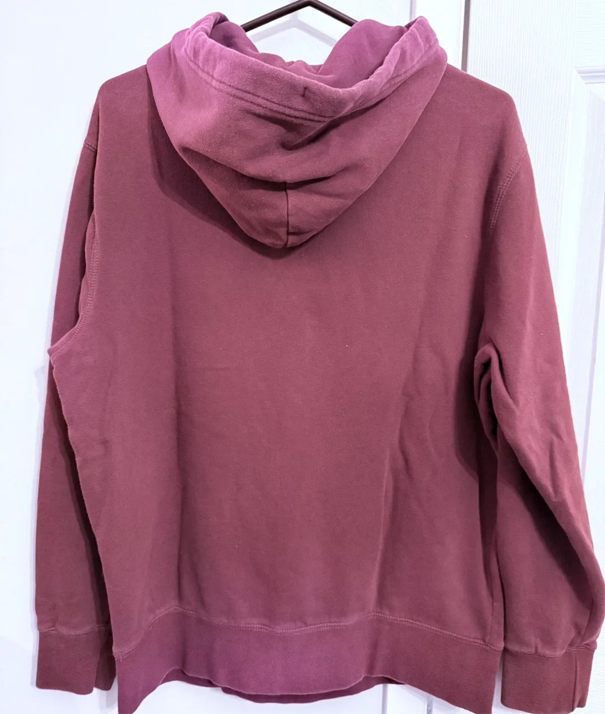 American Eagle Outfitters Burgundy Hoodie image indicator(3)
