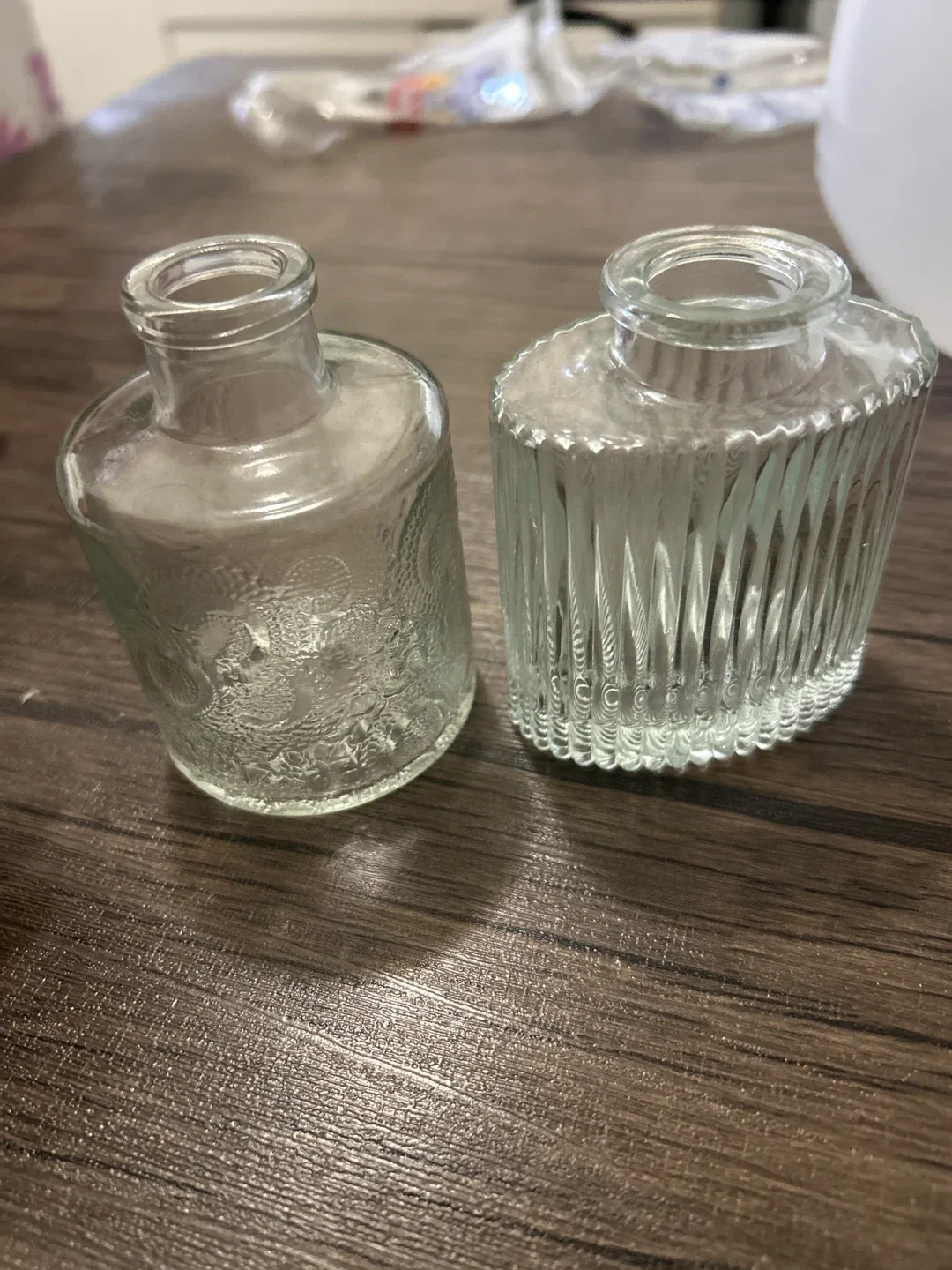 Two decorative glass bottles image indicator(2)