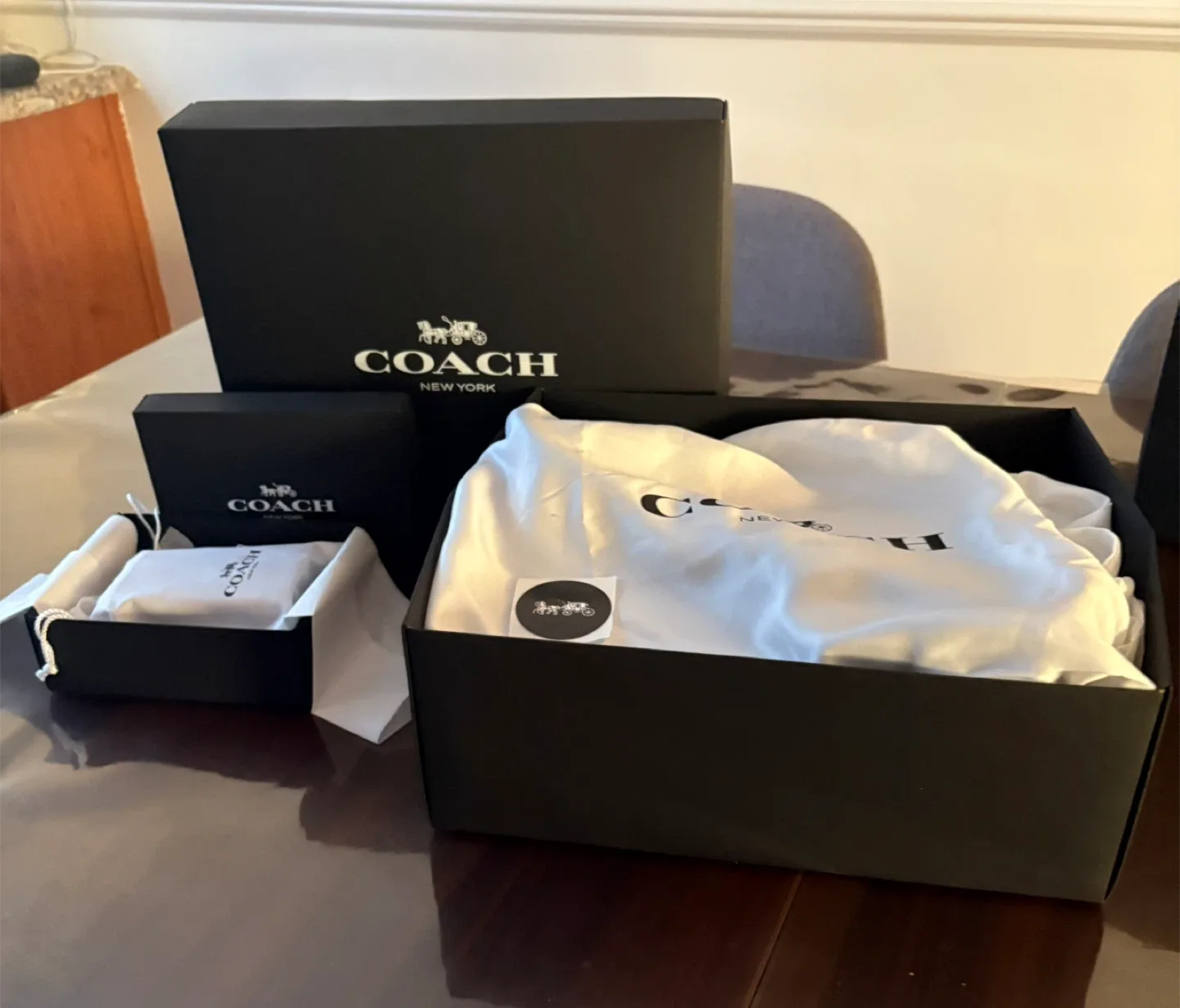 New Coach Tabby 20 Shoulder Bag & Wallet image indicator(3)