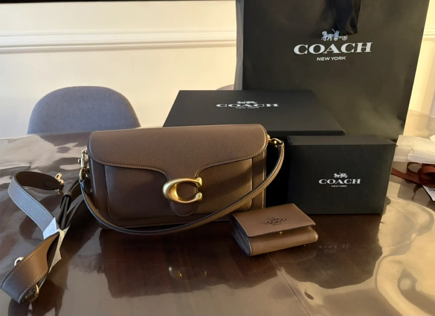 New Coach Tabby 20 Shoulder Bag & Wallet image indicator(2)