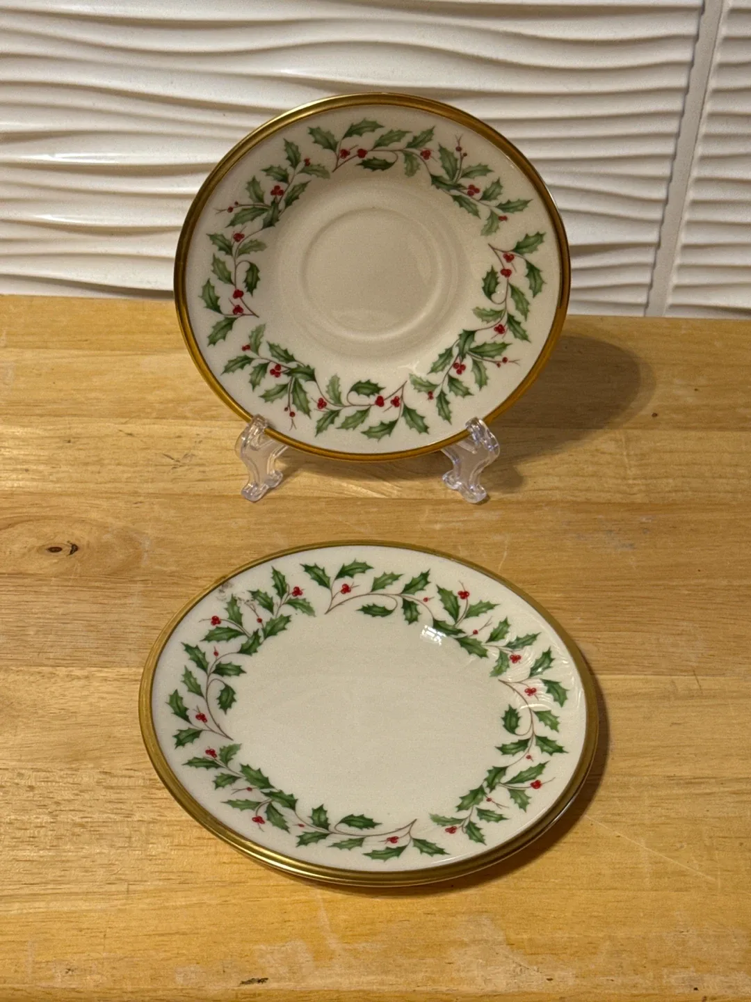 5 Piece Lenox Holiday Saucers thumbnail