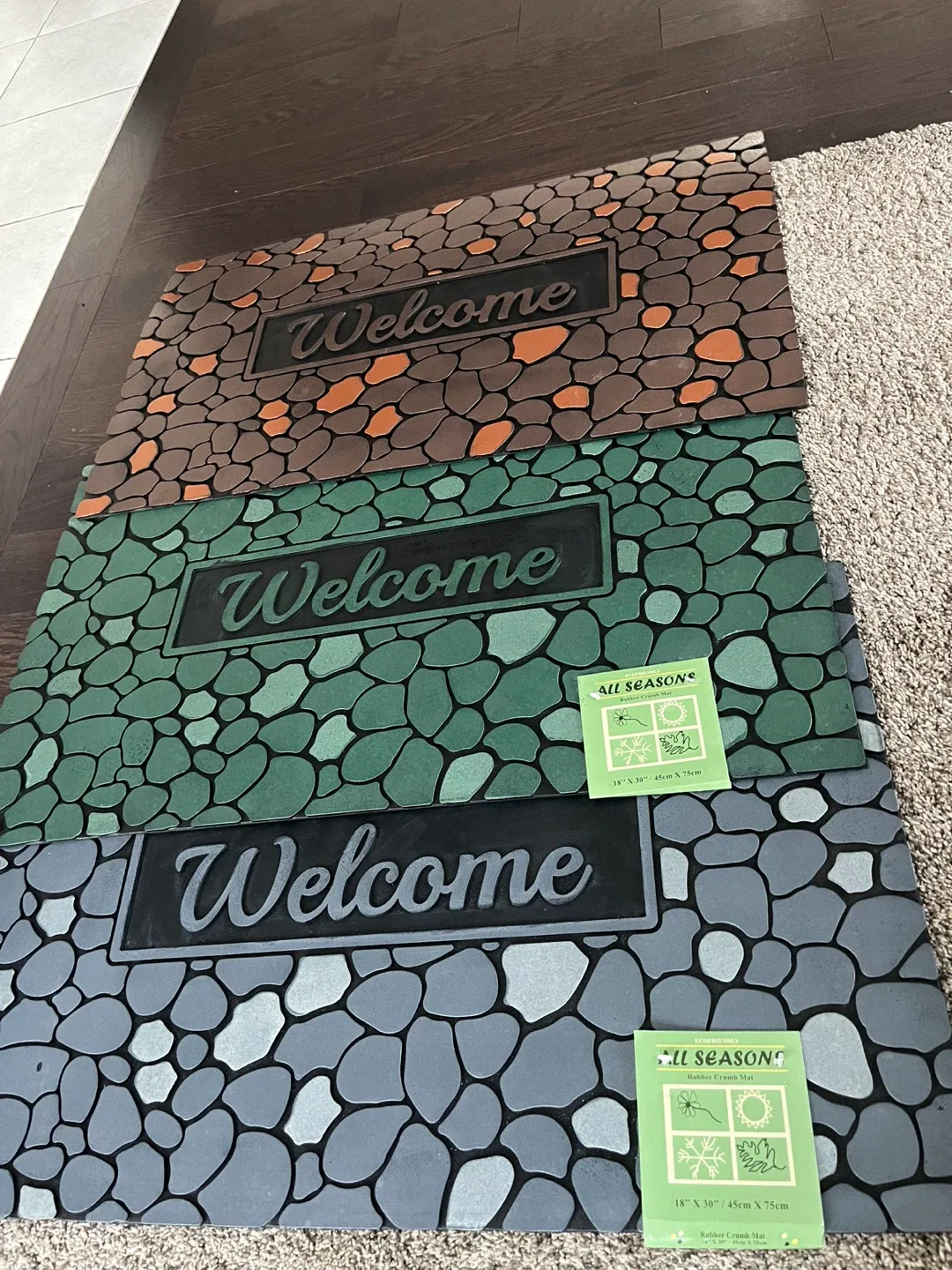 All Seasons Rubber Crumb Mat 18" x 30" image indicator(2)