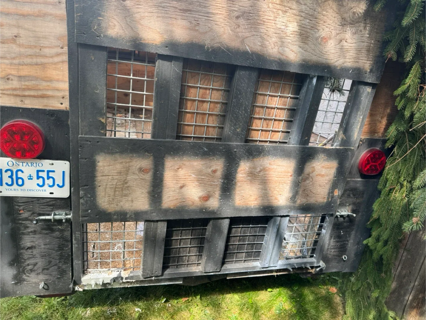 Utility Trailer with Red Cover image indicator(7)