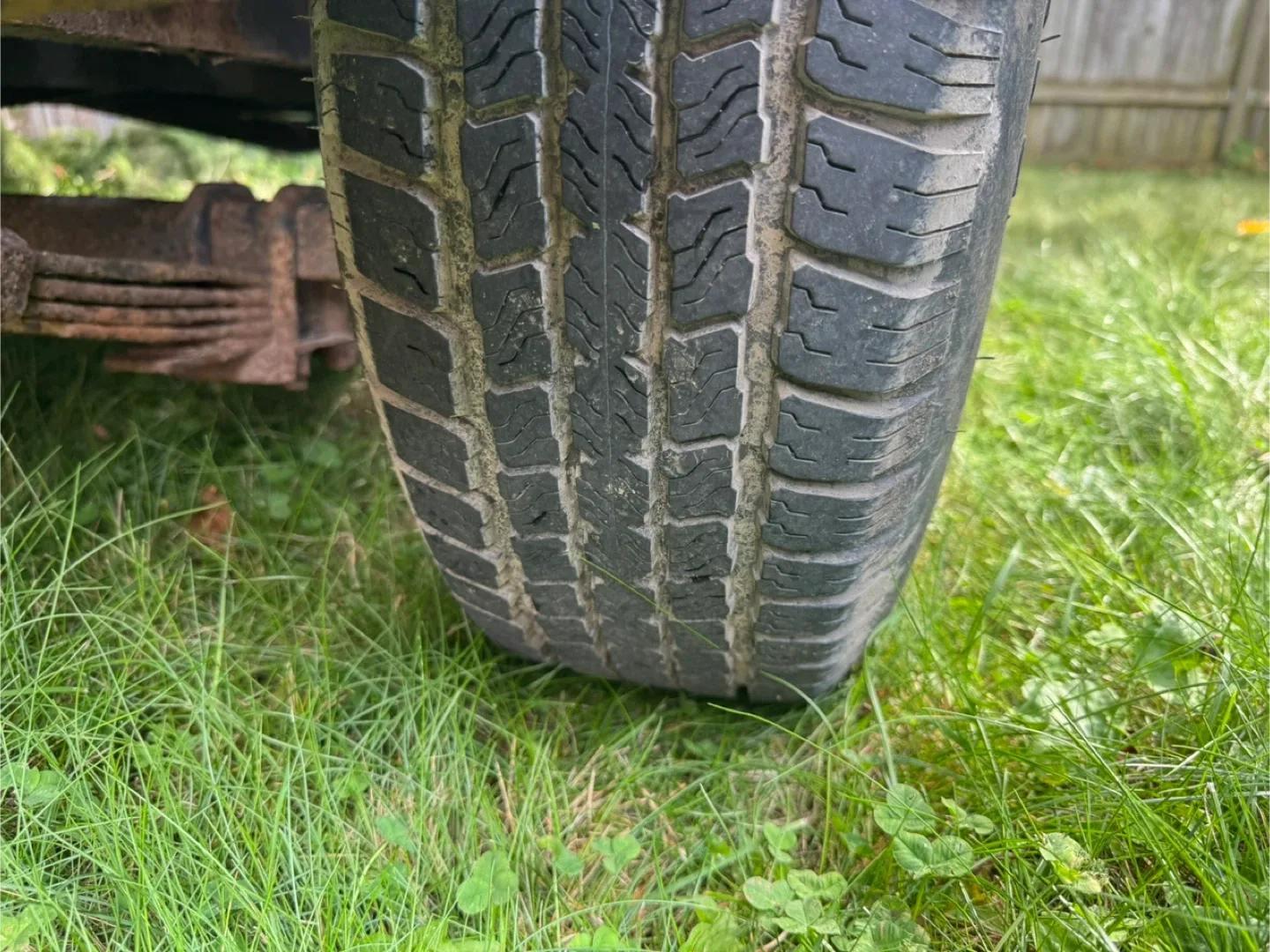 Utility Trailer with Red Cover image indicator(8)