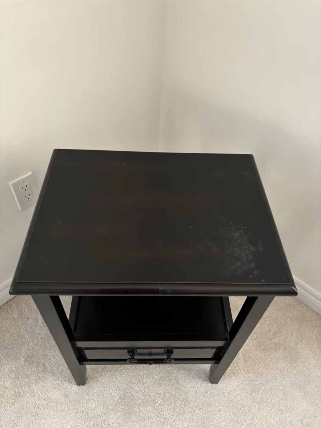Black Nightstand with Drawer image indicator(5)