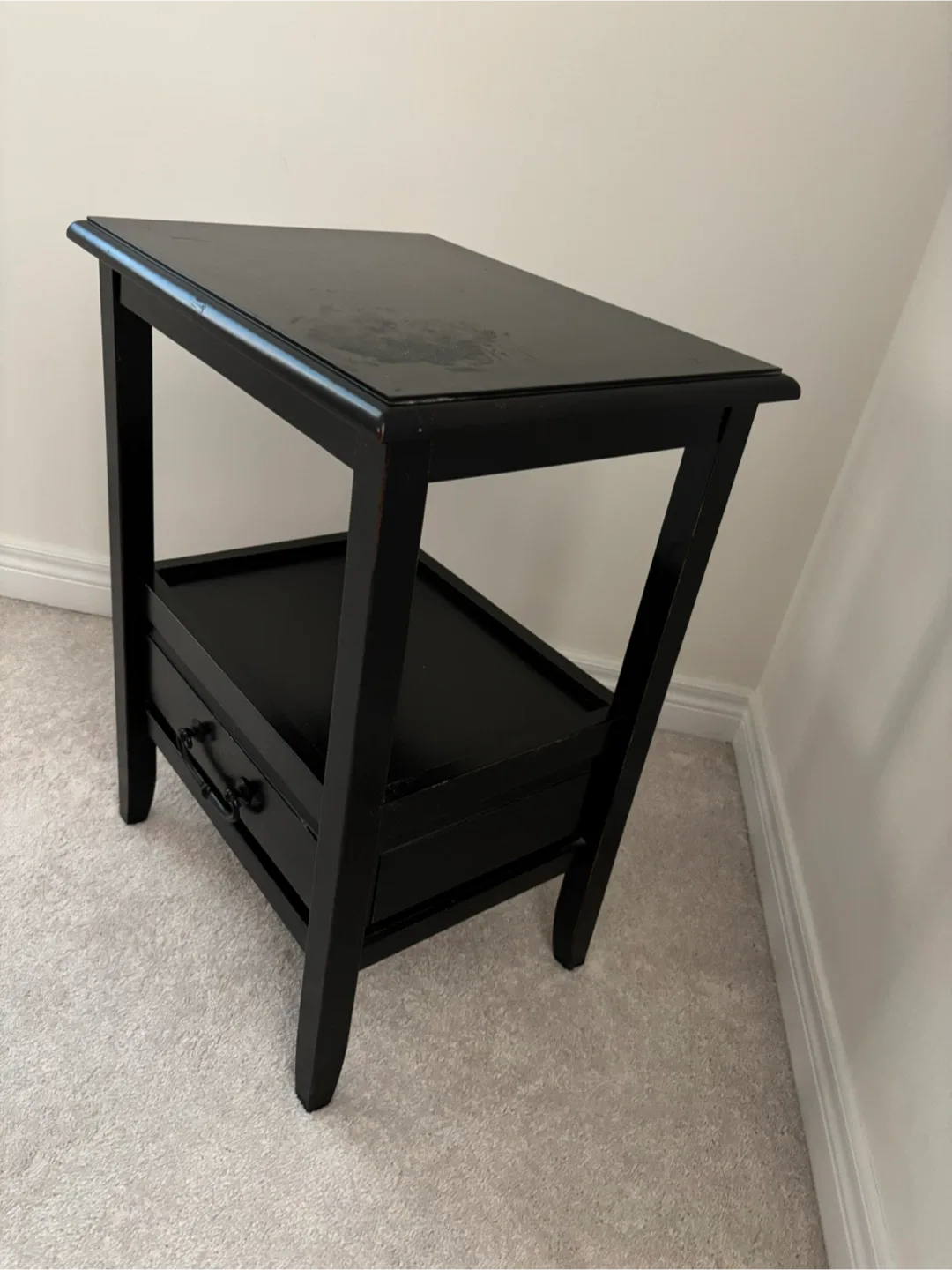 Black Nightstand with Drawer image indicator(4)