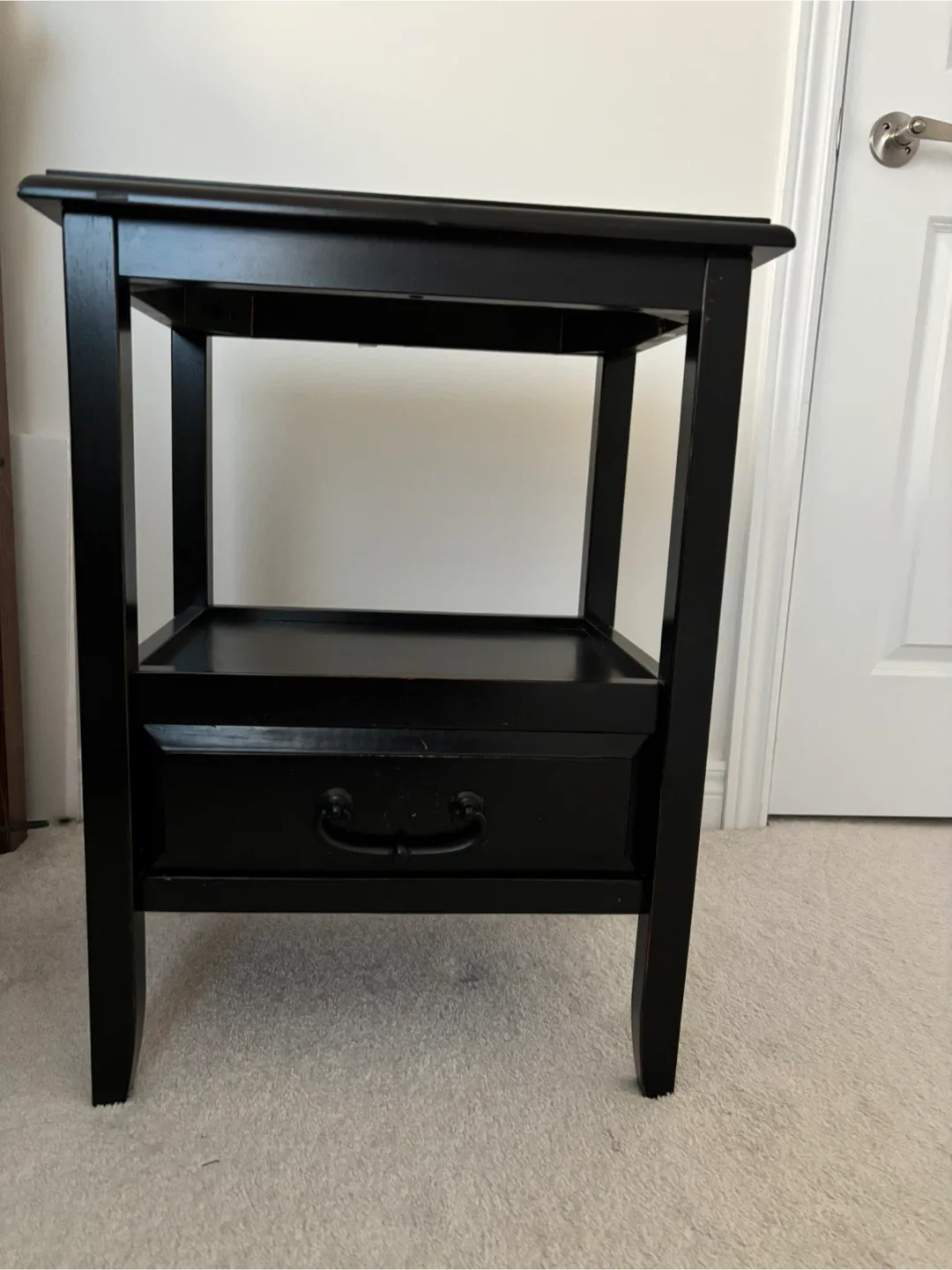 Black Nightstand with Drawer image indicator(7)