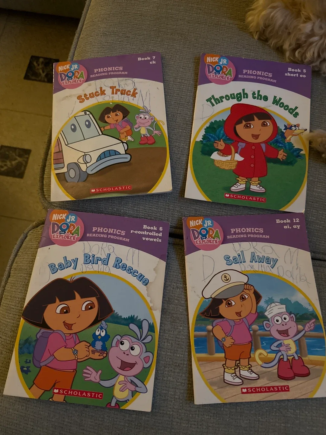 Nick Jr. Dora the Explorer Phonics Reading Program Books thumbnail
