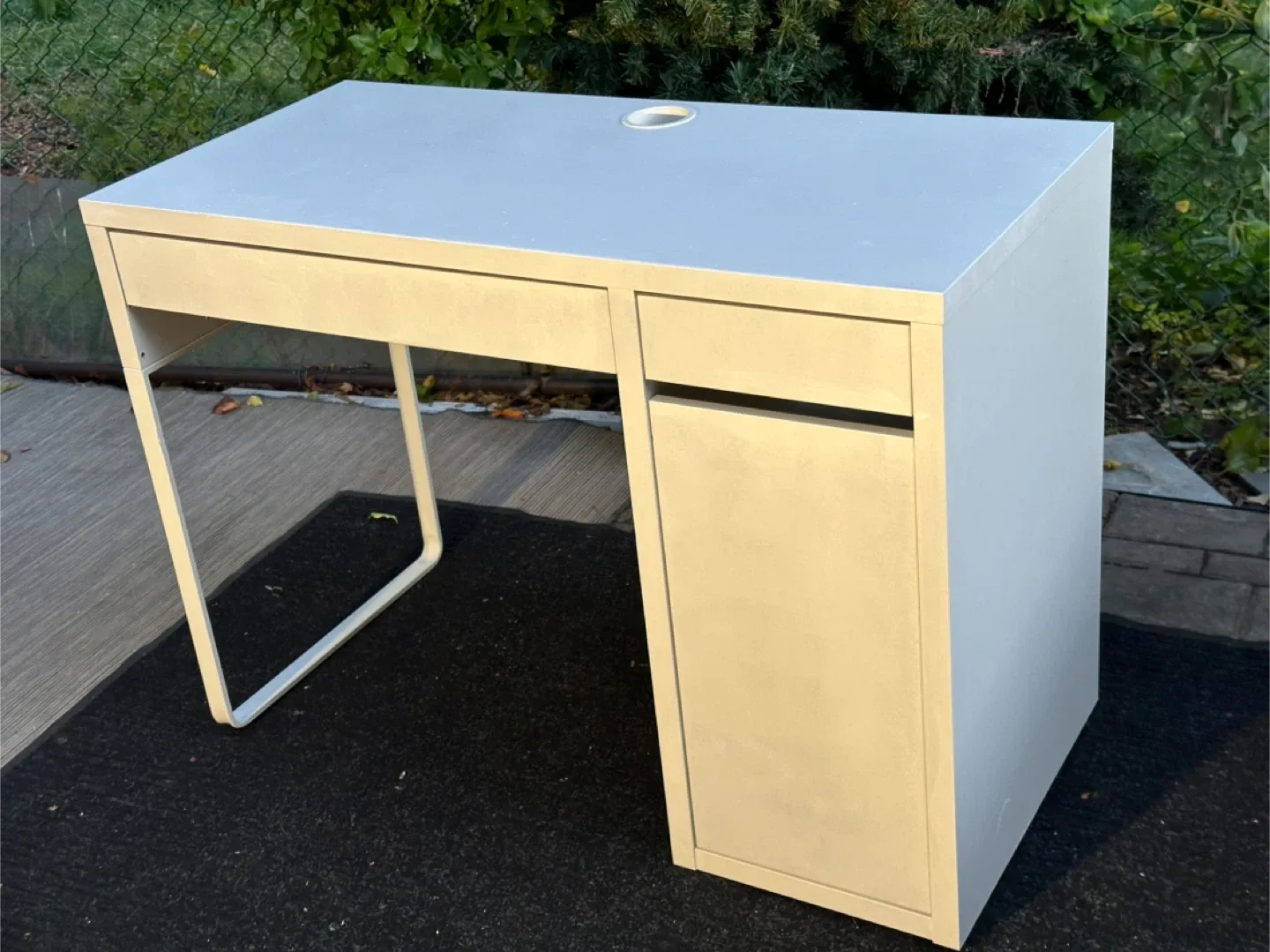 White Desk with 2 Drawers and 3 Shelves thumbnail
