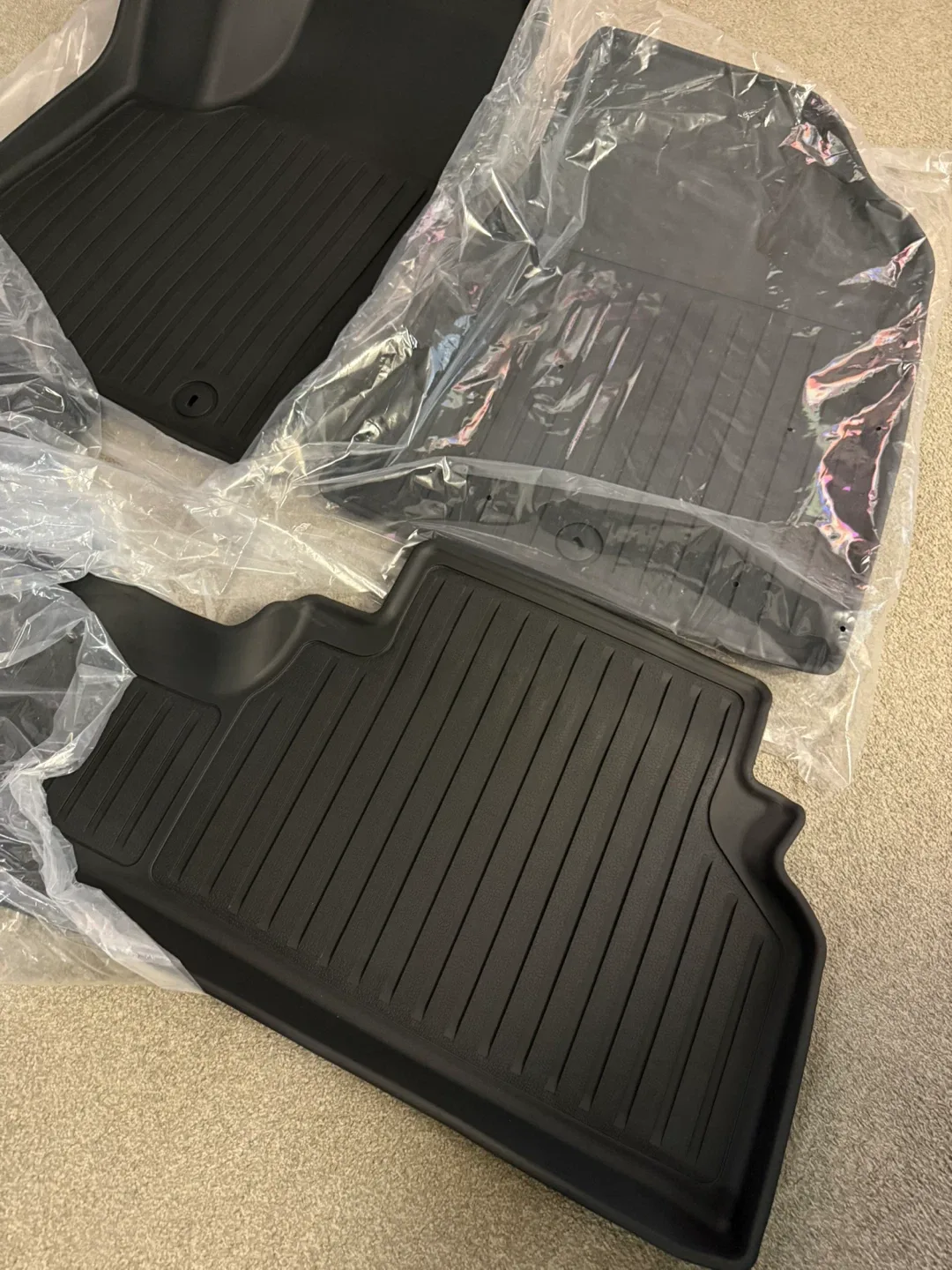 2024-2025 Hyundai KONA EV Electric All Weather Floor Mats image indicator(4)