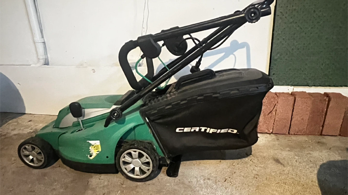 Certified Electric Lawn Mower