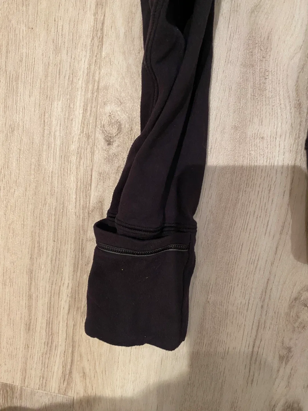 Lululemon Black Half Zip Rulu Running Jacket Size 8 image indicator(4)