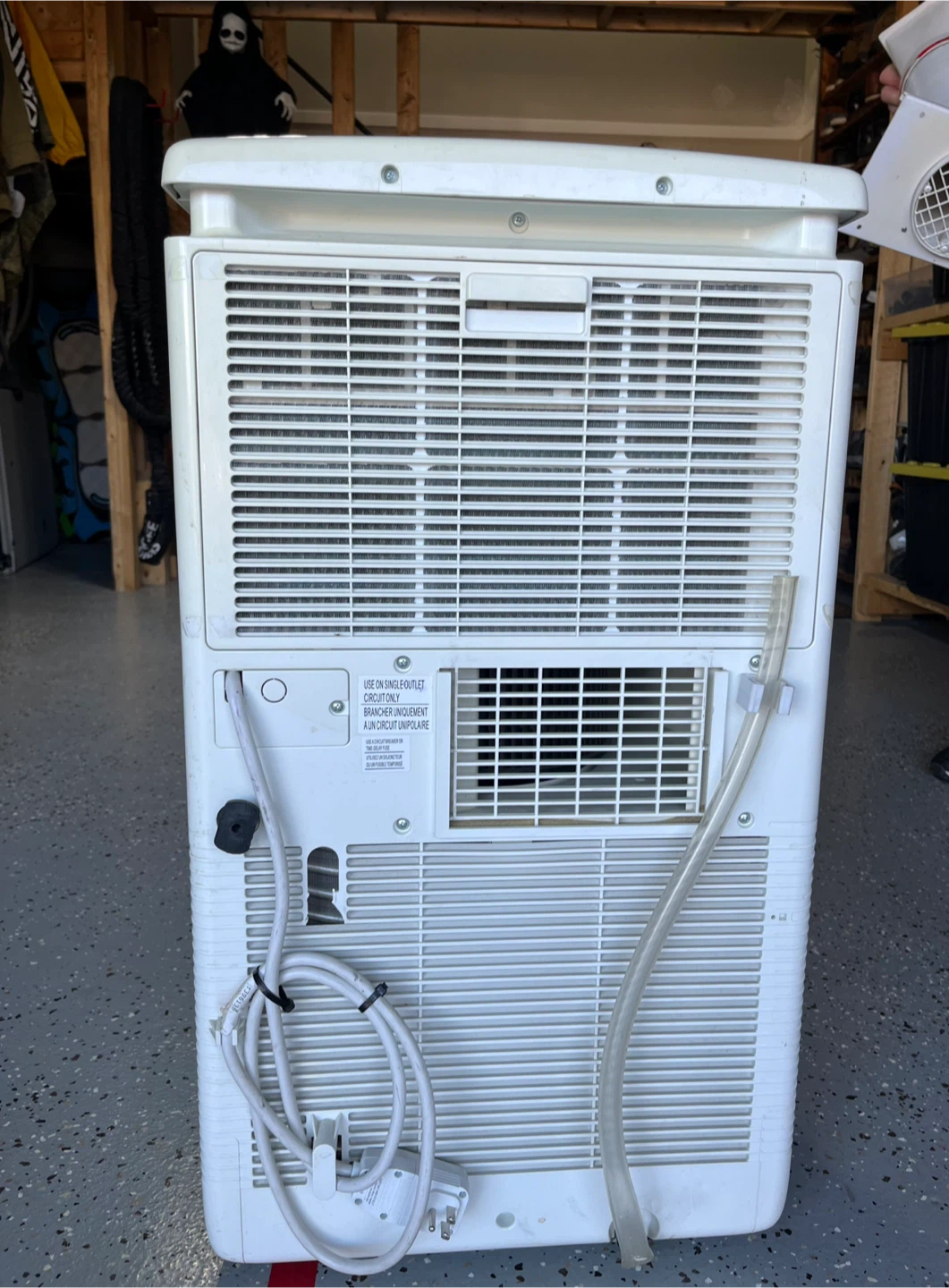 Whirlpool Portable Air Conditioner - photo 3