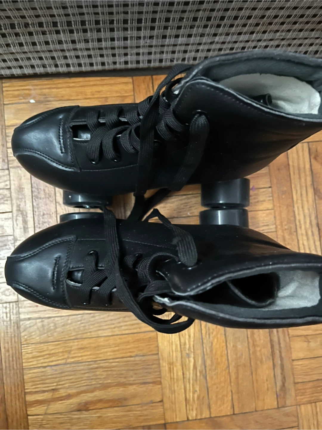 Black Roller Skates womens size 6 - photo 2