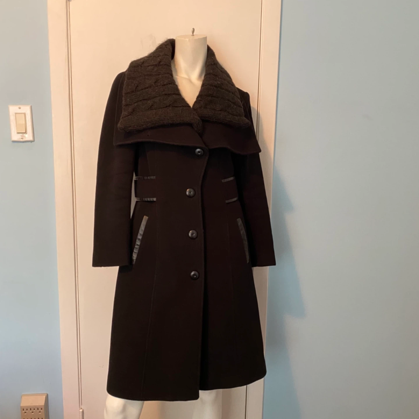 ✨ Stunning Mackage Wool-Cashmere Coat ✨ - photo 4