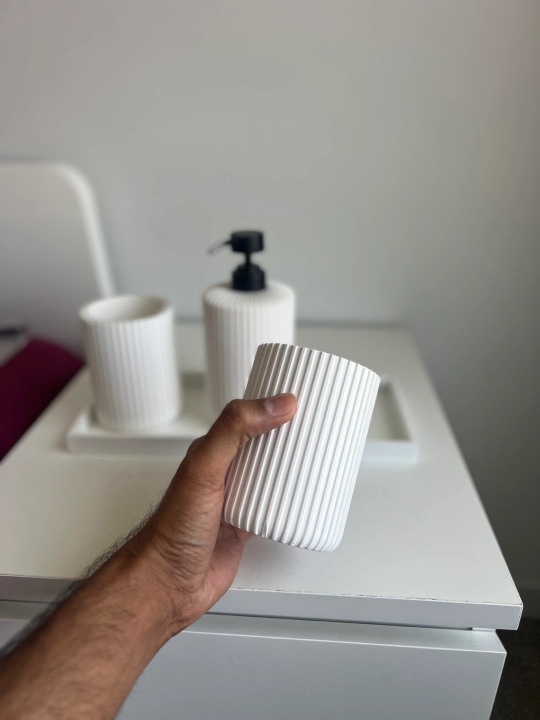 White Bathroom Set - Soap Dispenser, Tray, Toothbrush Holder,Cup - photo 3