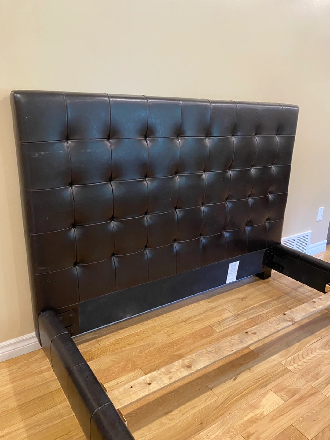 Queen Size Dark Brown Leather Bed Frame (CAN DELIVER) - photo 3